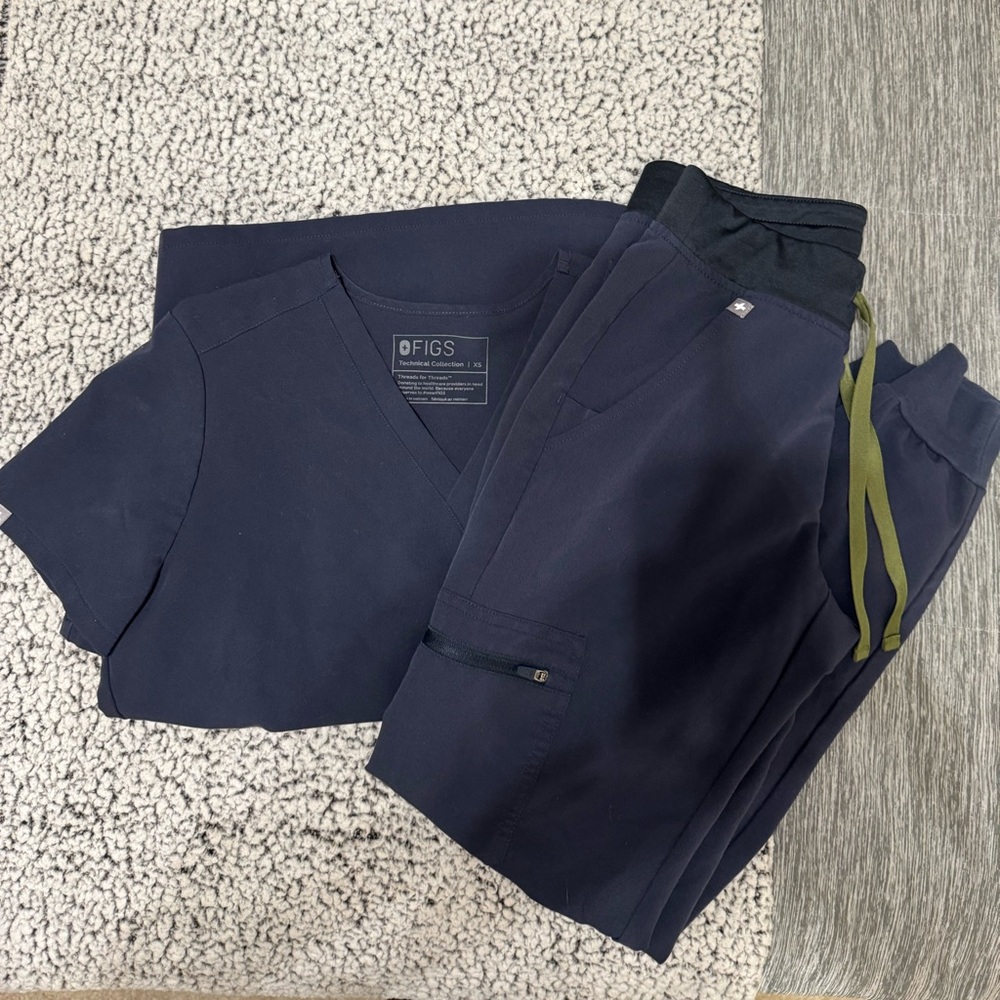 Figs Scrubs-Quiet Navy